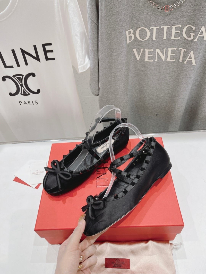 Valentino flat shoes